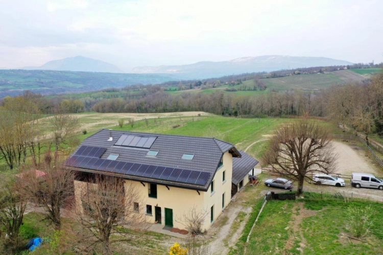 Photos 2 - Équestre - À VENDRE - Propriété équestre avec fort potentiel (écurie