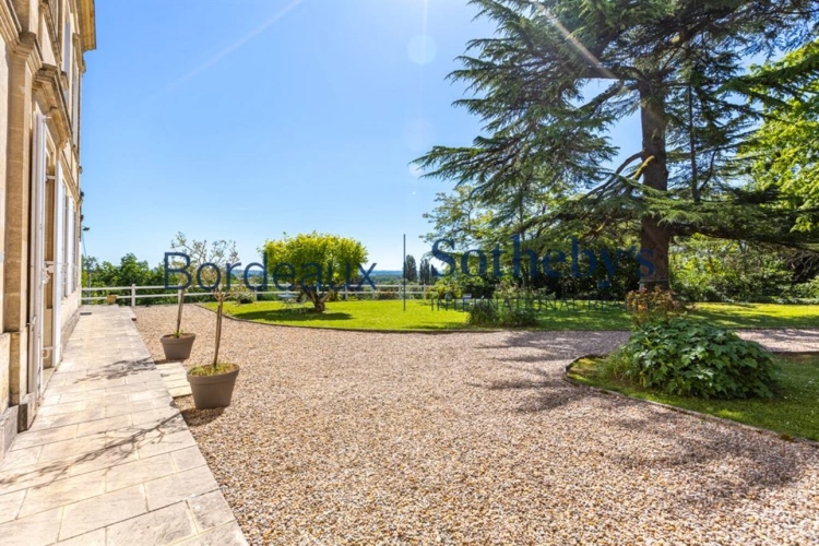 Photos 6 - Prestige - SAINT ÉMILION - MAISON DE MAÎTRE - DÉPENDANCES - 5HA