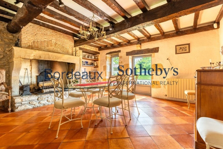 Photos 6 - Prestige - COUP DE COEUR - 50 MN BORDEAUX  - 15MN BAZAS - ANCIEN CORPS DE FERME RESTAURÉ - 14H - PISCINE