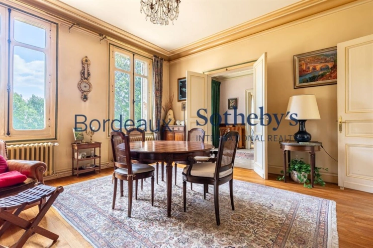 Photos 5 - Prestige - ENTRE-DEUX-MERS - SOMPTUEUSE PROPRIÉTÉ XVIII° - 1,2 HA - PISCINE - DÉPENDANCES