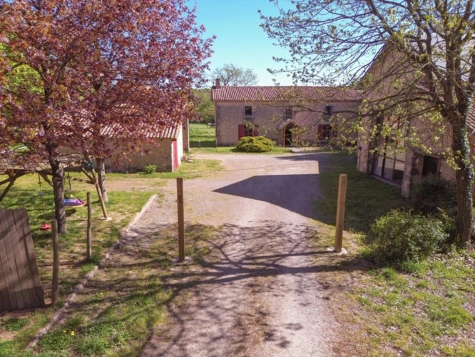 Photos 2 - Prestige - Propriete à vendre 10 pièces AUBIGNY (79) Terrain 27 715 m²