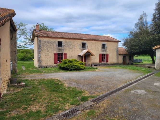 Photos 3 - Prestige - Propriete à vendre 10 pièces AUBIGNY (79) Terrain 27 715 m²