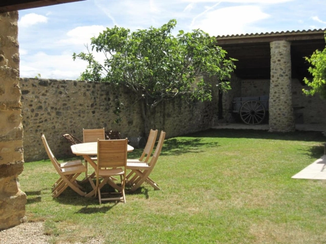 Photos 9 - Prestige - MAS RESTAURE  avec 12 Hectares  et autonome