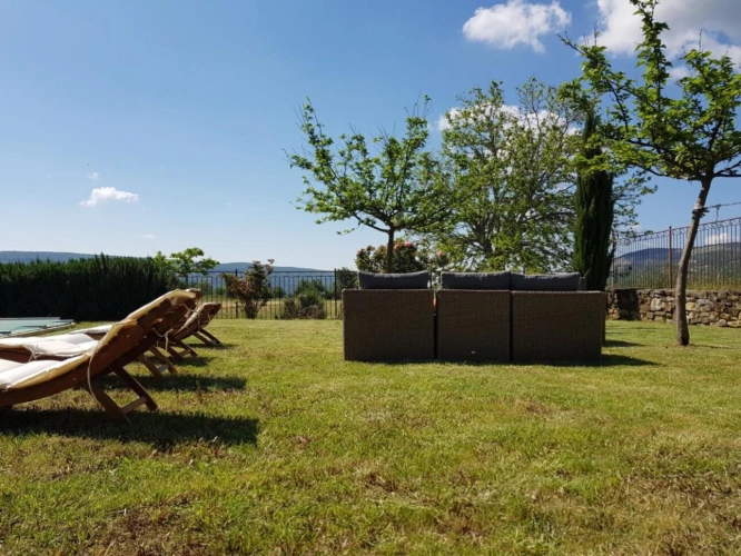 Photos 12 - Prestige - MAS RESTAURE  avec 12 Hectares  et autonome