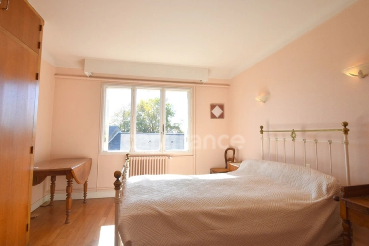 Photos 15 - Prestige - Grande maison (170 m², 11 pièces) Salle de reception (115 m²) Grand hangar (350 m²) à vendre TIVERNON (45)