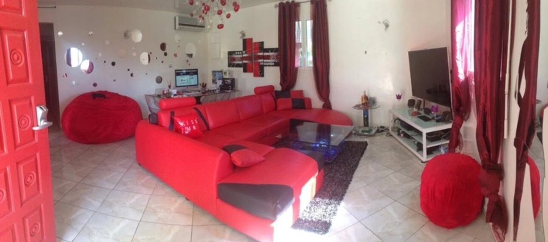 Photos 7 - Prestige - EN EXCLUSIVITE - A VENDRE - VILLA MULTIFONCTIONNELLE AU COEUR D'UN QUARTIER RECHERCHE A SAINTE ANNE