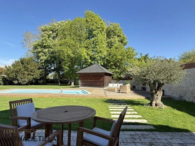 Photos 11 - Prestige - ORLEANS St jean de Braye, propriete  de charme avec piscine, 427 m²  habitables- Terrain de 2634 m² , St Jean de Braye