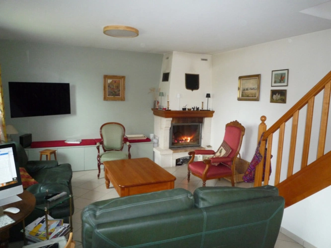 Photos 9 - Prestige - MONTDAUPHIN (77) à vendre ensemble immobilier composé de deux maisons, de 2 bâtiments industriels sur un terrain de  de 2 hectares