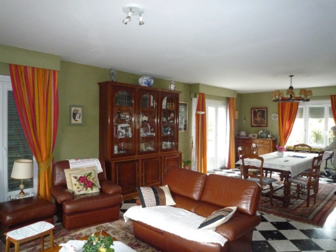 Photos 19 - Prestige - MONTDAUPHIN (77) à vendre ensemble immobilier composé de deux maisons, de 2 bâtiments industriels sur un terrain de  de 2 hectares