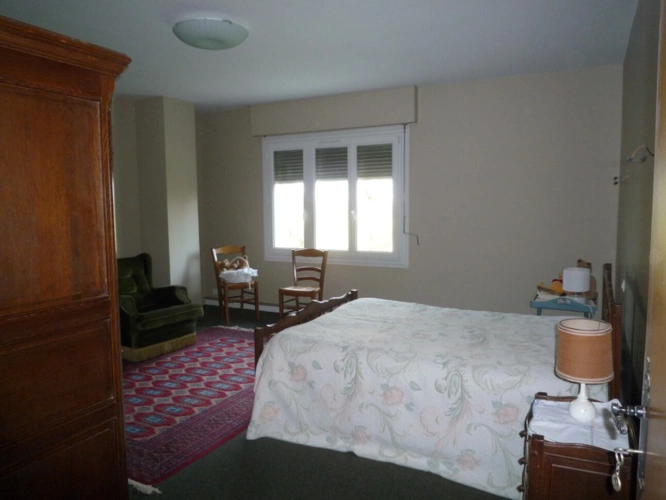 Photos 21 - Prestige - MONTDAUPHIN (77) à vendre ensemble immobilier composé de deux maisons, de 2 bâtiments industriels sur un terrain de  de 2 hectares