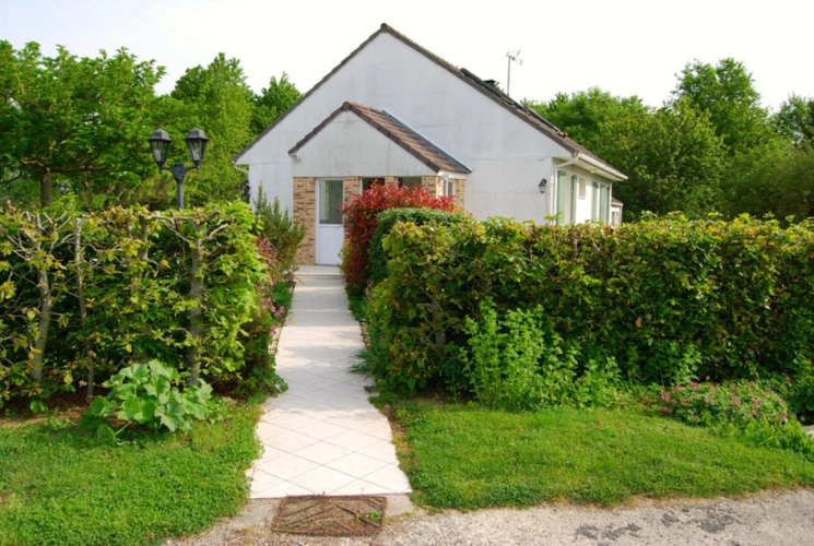 Photos 27 - Prestige - MONTDAUPHIN (77) à vendre ensemble immobilier composé de deux maisons, de 2 bâtiments industriels sur un terrain de  de 2 hectares