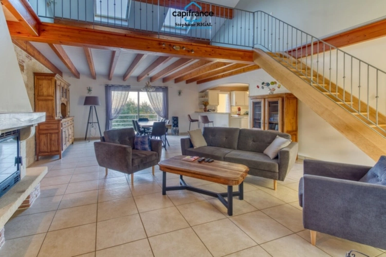 Photos 7 - Rurale - Propriete à vendre 5 pièces MAUROUX (46) maison de 155m2 habitables avec piscine sur terrain de 5499m2