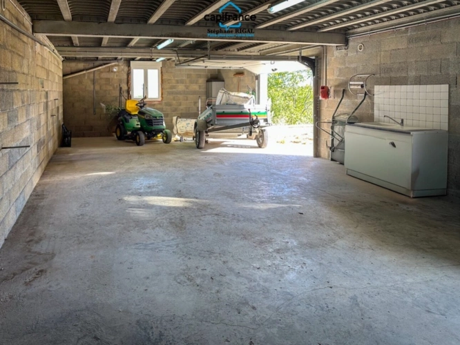 Photos 15 - Rurale - Propriete à vendre 5 pièces MAUROUX (46) maison de 155m2 habitables avec piscine sur terrain de 5499m2