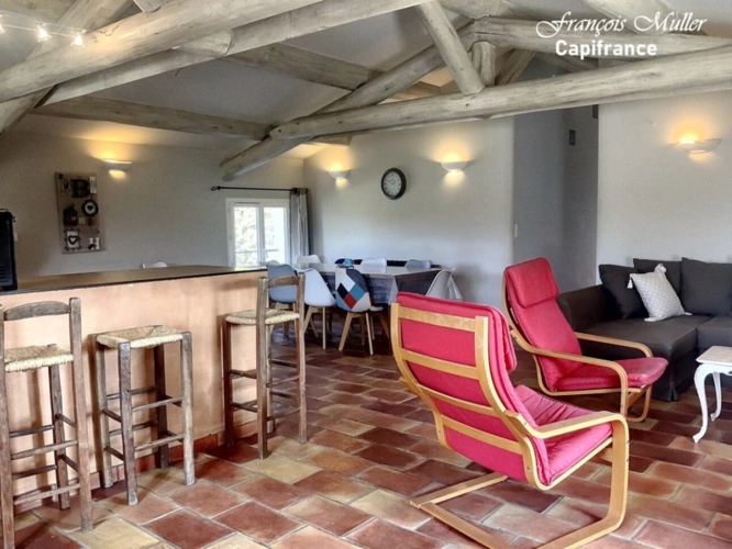 Photos 16 - Touristique - Propriété Gîtes et chambres d'hôtes 20 hA - 550 m2 à Banon