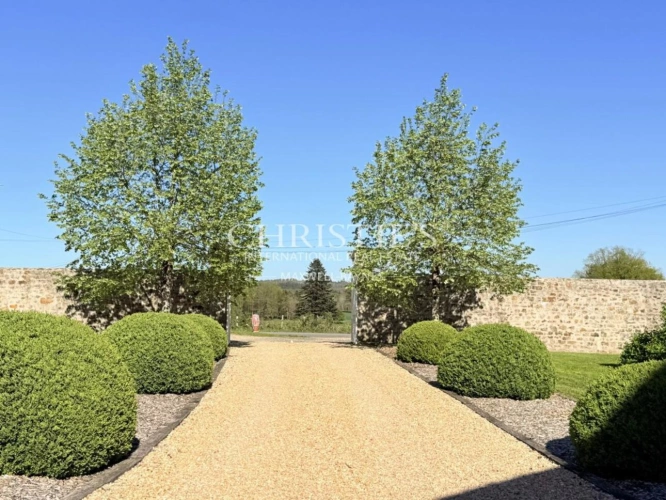 Photos 8 - Prestige - Demeure de caractère avec cour intérieure et parc – authenticité, volumes et qualité rare en Limousin