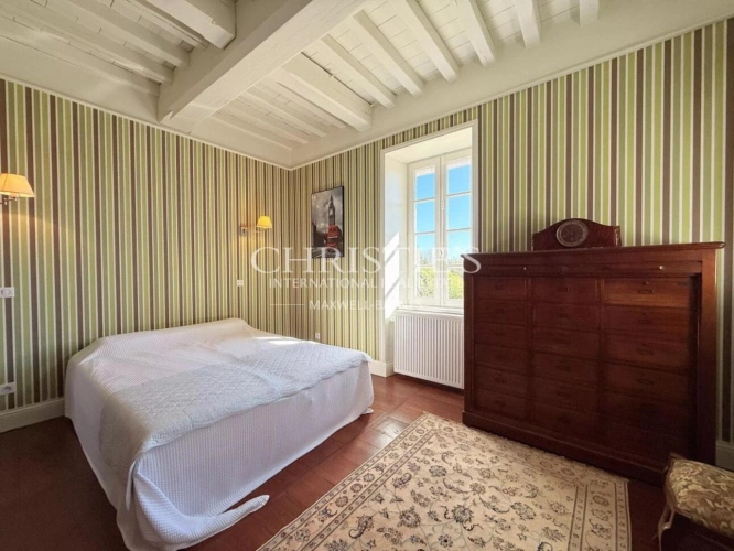 Photos 21 - Prestige - Demeure de caractère avec cour intérieure et parc – authenticité, volumes et qualité rare en Limousin