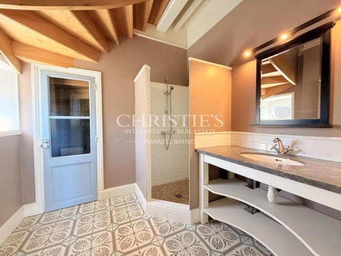 Photos 22 - Prestige - Demeure de caractère avec cour intérieure et parc – authenticité, volumes et qualité rare en Limousin