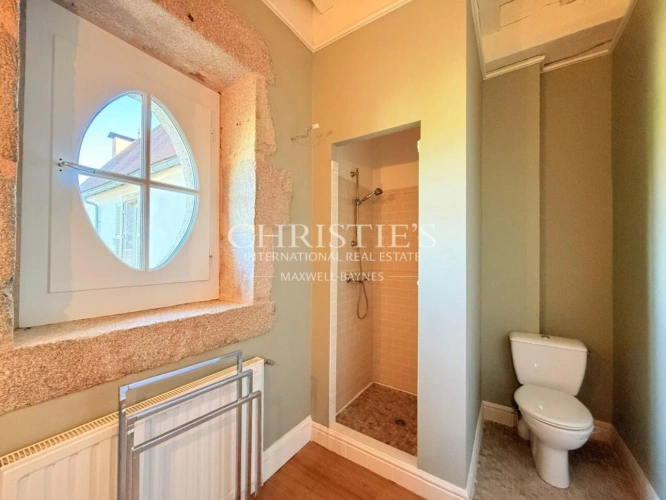 Photos 25 - Prestige - Demeure de caractère avec cour intérieure et parc – authenticité, volumes et qualité rare en Limousin