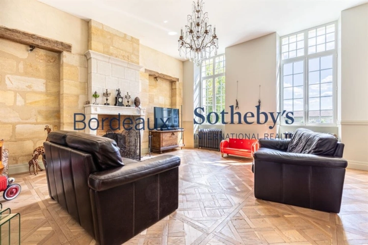 Photos 6 - Prestige - BORDEAUX 30MN BORDEAUX - SOMPTUEUSE PROPRIÉTÉ XVIII° - 4,5 HA - PISCINE -  DÉPENDANCES