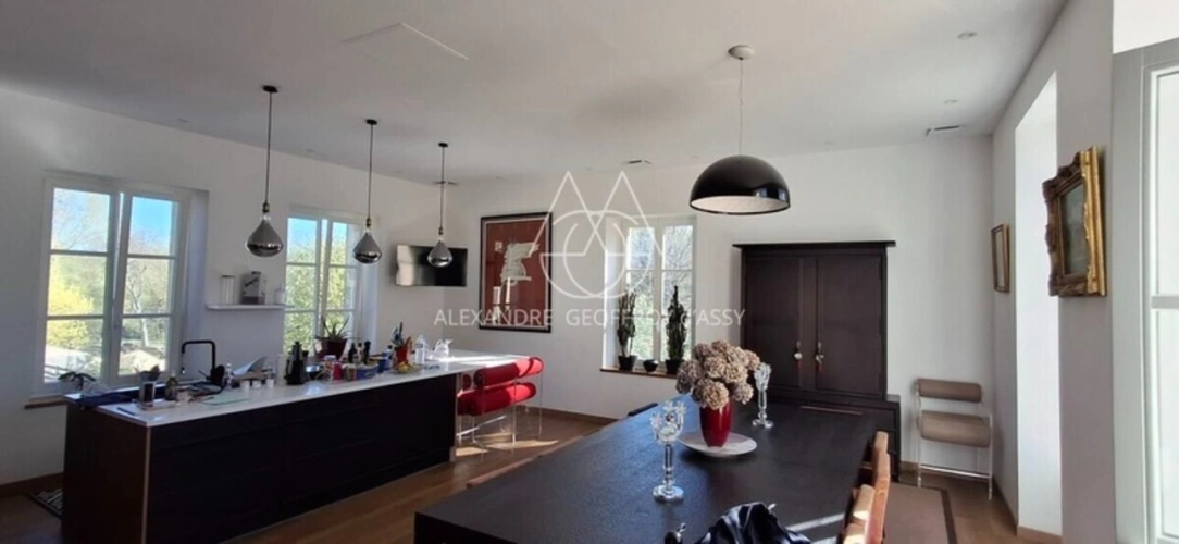 Photos 13 - Prestige - Magnifique château prêt à emménager à 20 min de Tours! Prenez simplement les clés et installez-vous