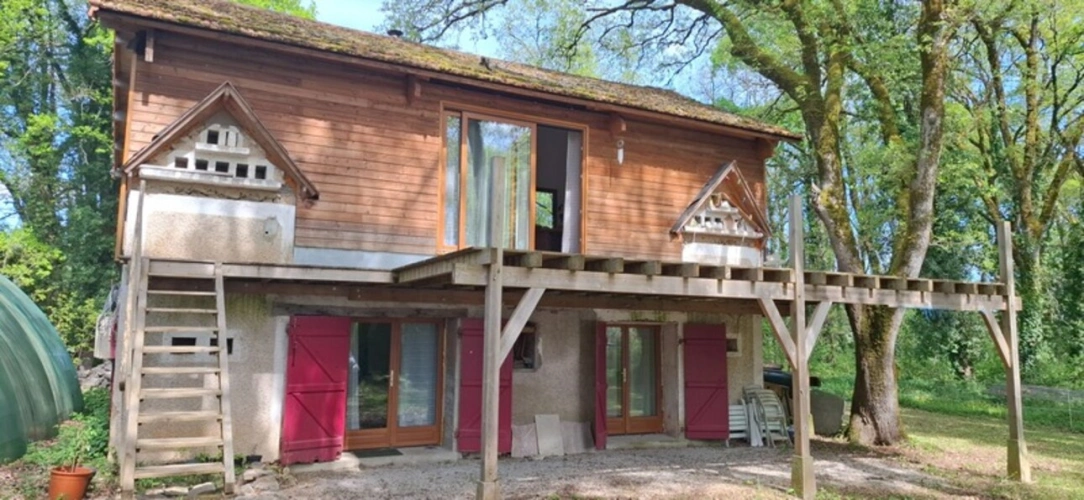 Photos 29 - Équestre - THENON (24)A vendre, Propriété composée de deux maisons sur 5.5 ha de prés (possibilité haras) et de bois