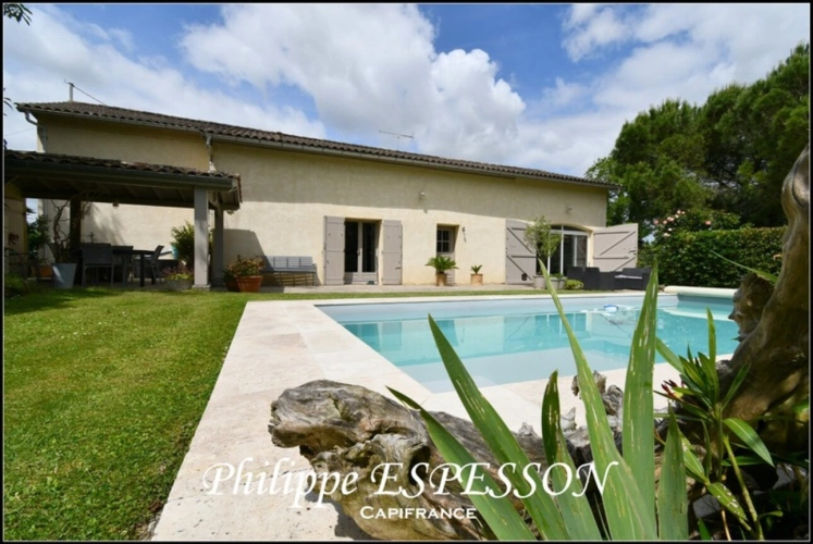 Photos 1 - Rurale - MAISON EN PIERRE DE CARACTÈRE DE 205 M2 AVEC PISCINE ET JARDIN DE 3000 M2 A FOURQUES SUR GARONNE