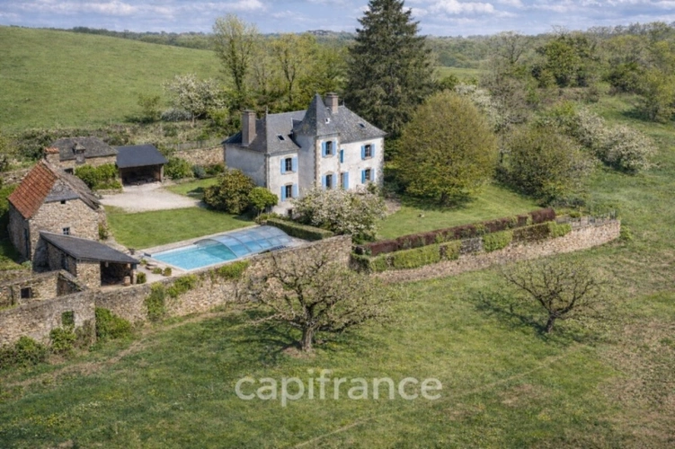 Photos 25 - Rurale - Propriété de caractère à environ 20 minutes de Collonges la rouge, 20 minutes de Brive la Gaillarde