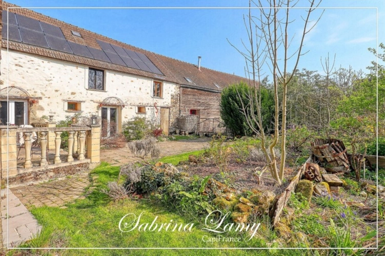 Photos 2 - Prestige -  Propriété de caractère du XVIIIe siècle à fort potentiel