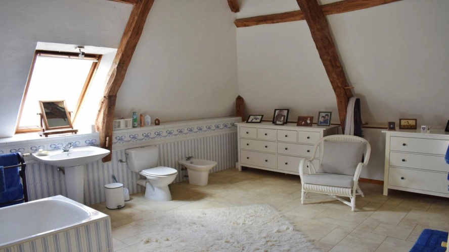 Photos 16 - Equestrian - Property