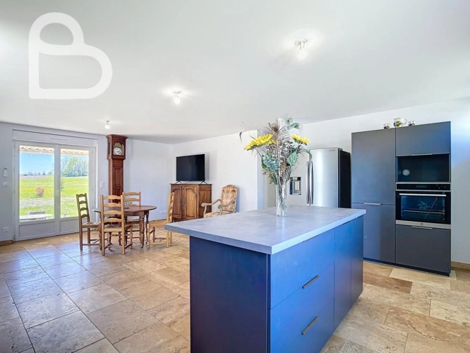 Photos 21 - Prestige - Superbe domaine avec 2 maisons, dépendances et piscine