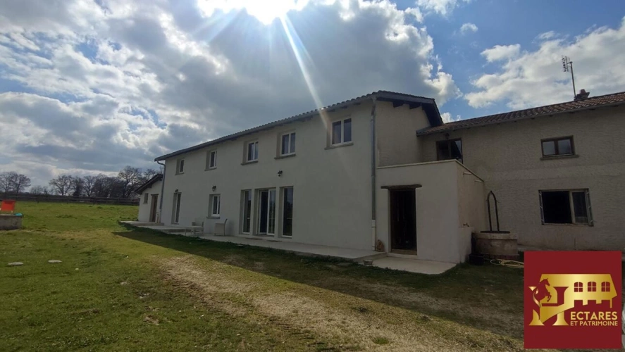 Photos 7 - Equestrian - Property 21 hectares 2 dwellings