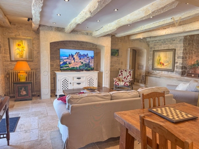 Photos 2 - Touristique - Maison de caractère avec vue dominante, piscine et gîte indépendant  (47)