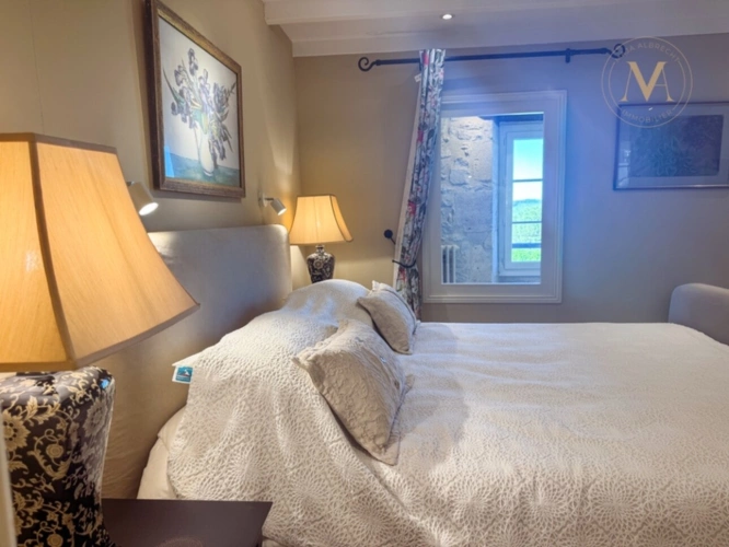 Photos 11 - Touristique - Maison de caractère avec vue dominante, piscine et gîte indépendant  (47)