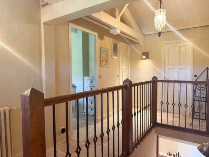 Photos 16 - Touristique - Maison de caractère avec vue dominante, piscine et gîte indépendant  (47)