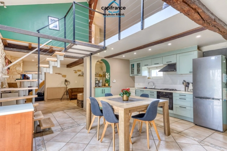 Photos 5 - Touristique - Propriete à vendre 11 pièces MONSEGUR (47) Propriété avec maison et maison d'amis de 260m2 habitables sur 12 757m² de terrain - 2 piscines