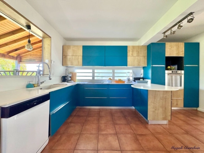 Photos 4 - Prestige - A VENDRE - PROPRIÉTÉ AVEC FORT POTENTIEL LOCATIF – SAINT-FRANÇOIS