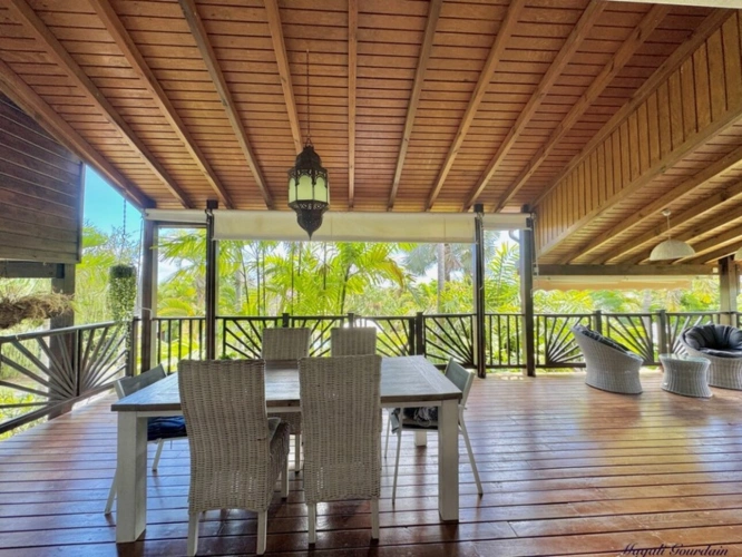 Photos 5 - Prestige - A VENDRE - PROPRIÉTÉ AVEC FORT POTENTIEL LOCATIF – SAINT-FRANÇOIS