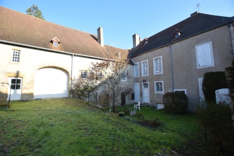 Photos 4 - Prestige - Propriete en pierres de 252 m2, avec dépendances, à COUCHES avec 1186 m2 de terrain