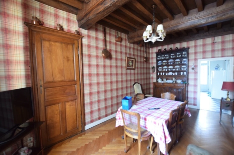 Photos 11 - Prestige - Propriete en pierres de 252 m2, avec dépendances, à COUCHES avec 1186 m2 de terrain