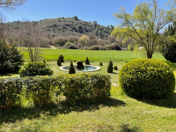 Photos 8 - Prestige - Maison de Maître 10 pièces sur 3 hectares proche Manosque , entre campagne et champs de lavandes
