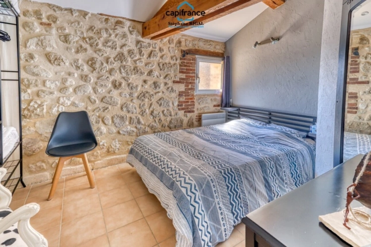 Photos 18 - Touristique - Propriete à vendre 11 pièces MONSEGUR (47) Propriété avec maison et maison d'amis de 260m2 habitables sur 12 757m² de terrain - 2 piscines
