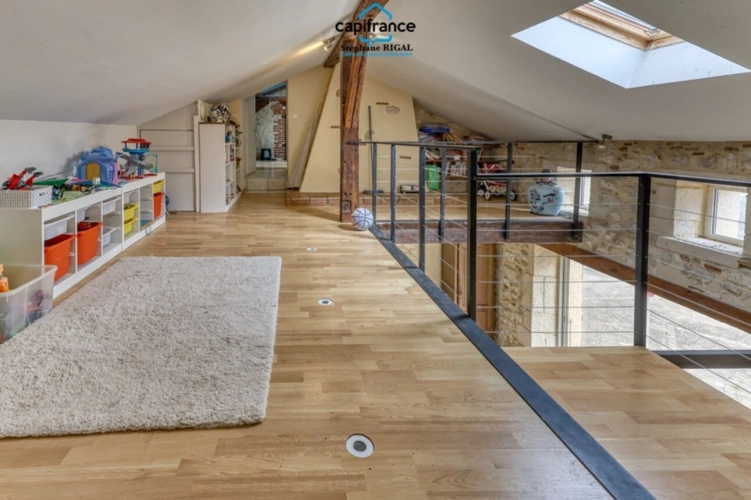 Photos 20 - Touristique - Propriete à vendre 11 pièces MONSEGUR (47) Propriété avec maison et maison d'amis de 260m2 habitables sur 12 757m² de terrain - 2 piscines