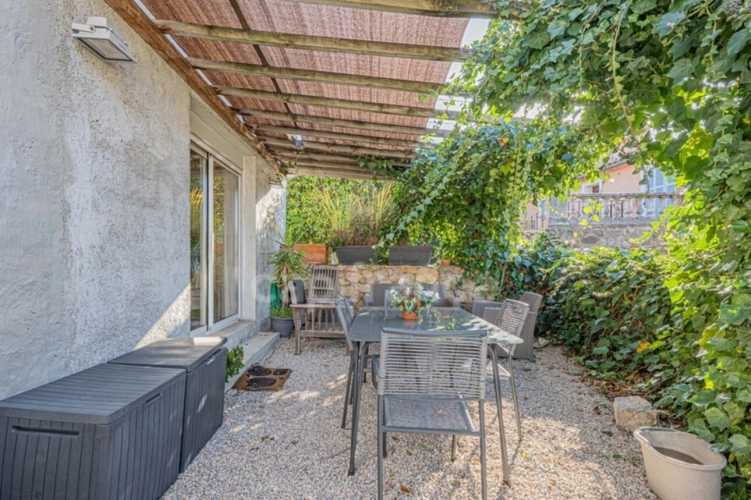 Photos 7 - Prestige - Mougins / à vendre Propriété type MAZET avec dépendance, piscine et garage pour 2 véhicules