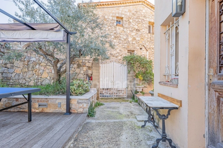 Photos 18 - Prestige - Mougins / à vendre Propriété type MAZET avec dépendance, piscine et garage pour 2 véhicules