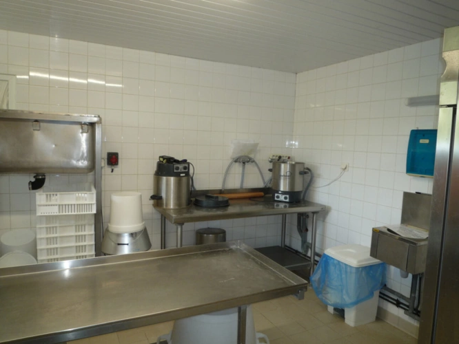 Photos 23 - Rurale - ESSOMES SUR MARNE (02) à vendre joli corps de ferme avec maison et nombreux bâtiments sur un terrain de 10 hectares