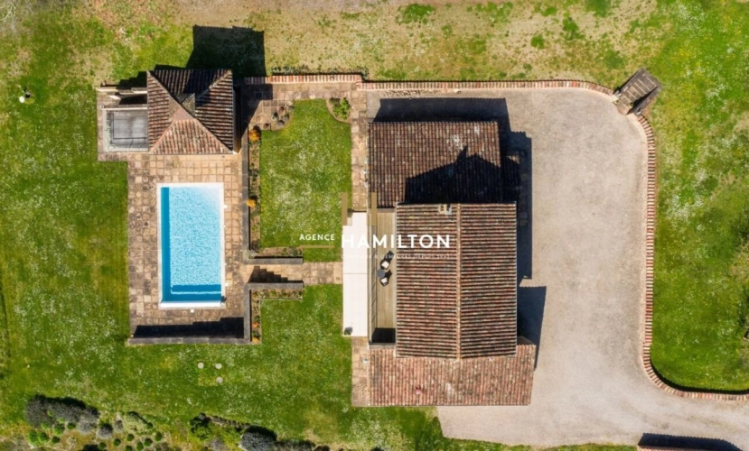 Photos 19 - Touristique - Maison et dépendances
