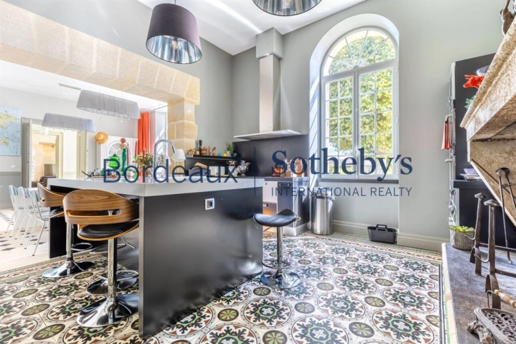 Photos 7 - Prestige - BORDEAUX 30MN BORDEAUX - SOMPTUEUSE PROPRIÉTÉ XVIII° - 4,5 HA - PISCINE -  DÉPENDANCES