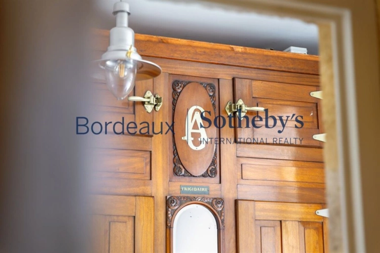 Photos 9 - Prestige - BORDEAUX 30MN BORDEAUX - SOMPTUEUSE PROPRIÉTÉ XVIII° - 4,5 HA - PISCINE -  DÉPENDANCES