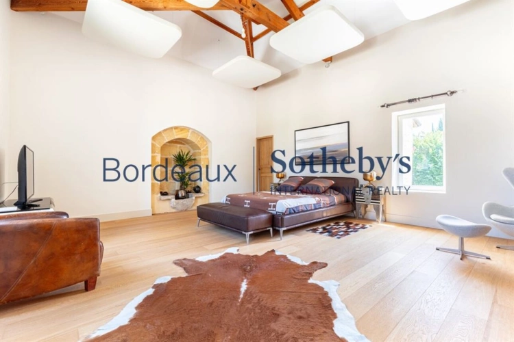 Photos 15 - Prestige - BORDEAUX 20MN - ENTRE-DEUX-MERS - SOMPTUEUSE PROPRIÉTÉ XVIII° - 1,6 HA - PISCINE - DÉPENDANCES