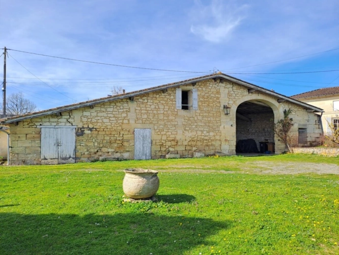 Photos 16 - Prestige - Propriété de caractère avec dépendances